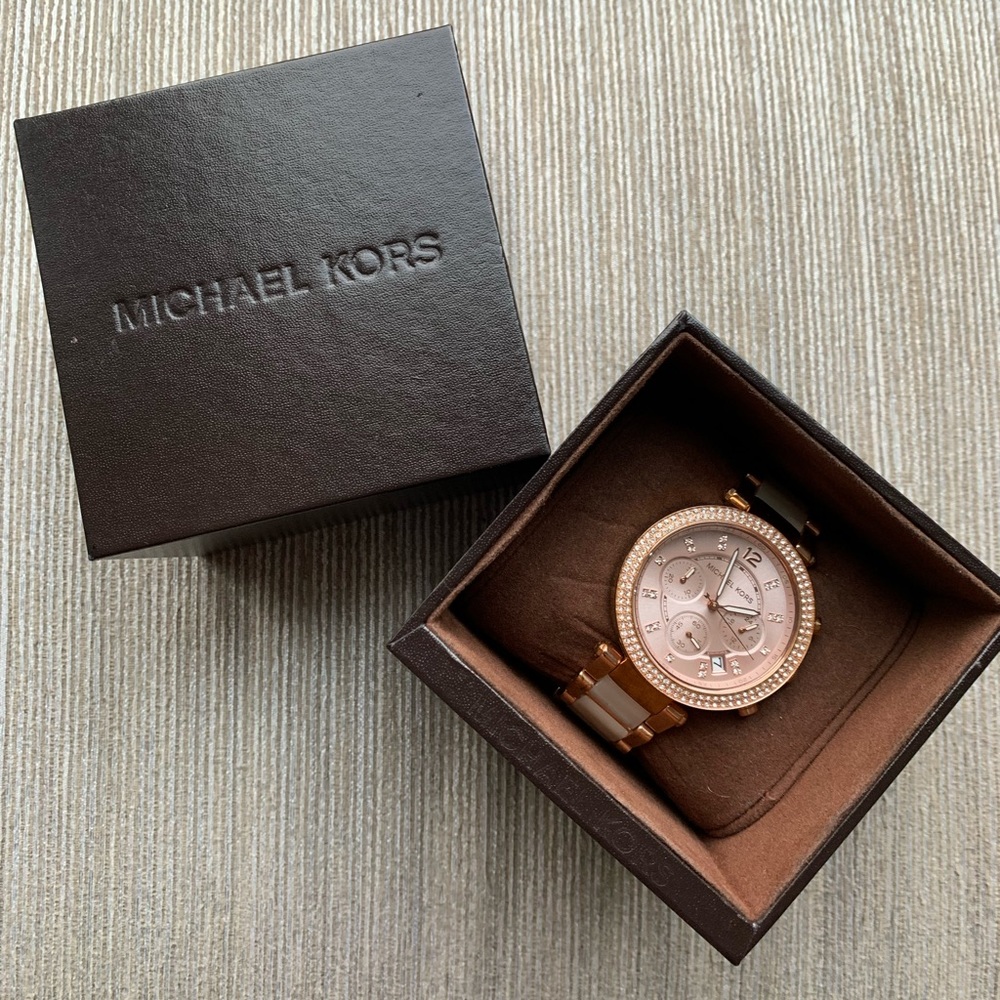 Women's Chronograph Parker Blush & Rose Gold-Tone Stainless Steel Watch 39mm - Picture 4 of 9